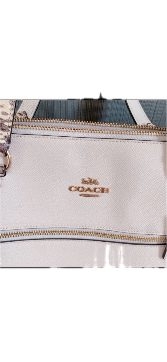 COACH Tote Bag White Python Pattern Handle 17a - image 2