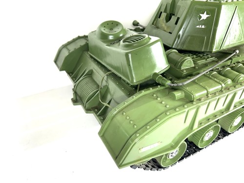 Vintage 1960’s Tiger Joe Tank by Deluxe Reading W/ Remote Control - Picture 3 of 17