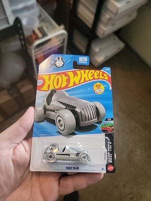 2026 Hot Wheels Pass 'N Go Zamac Drop Tops 1/5 JJH30 5/250