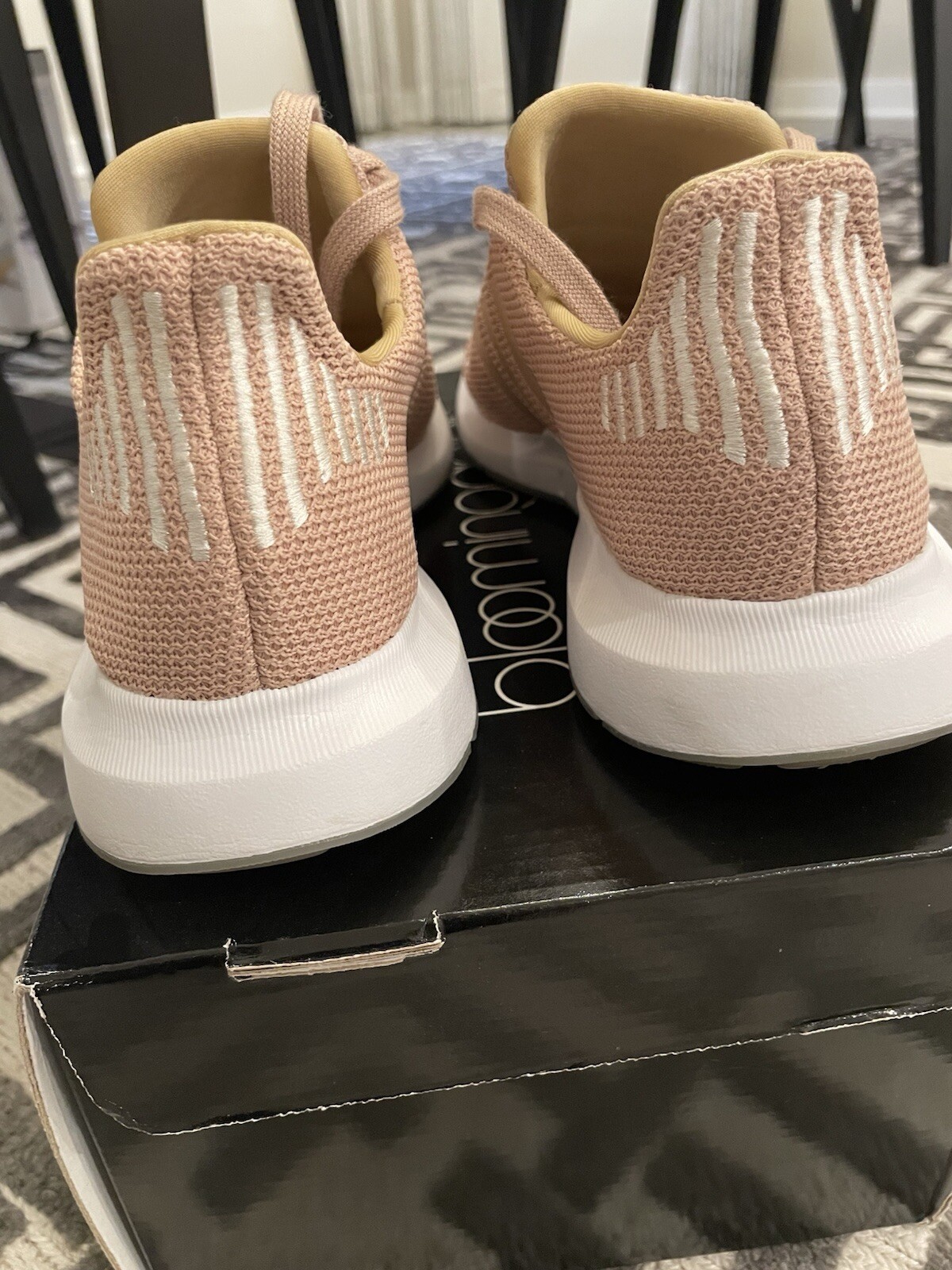 Adidas Swift Run Ash Pearl - Size 7.5 (Women’s) image 6