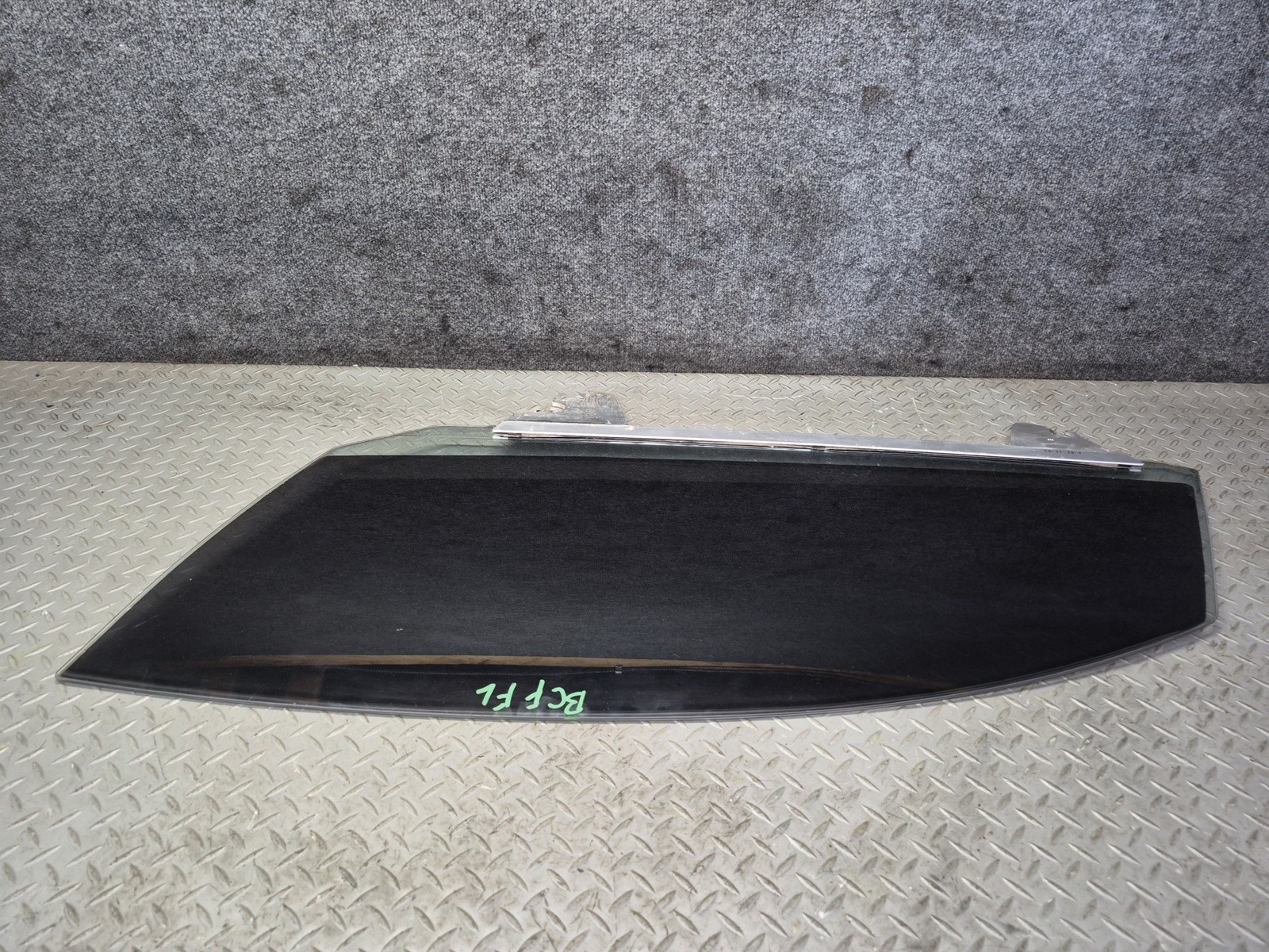 Bentley Continental GT 2003-2010 Left Door glass