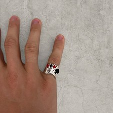Vintage style stainless steel card pack ring in silver black . One size.