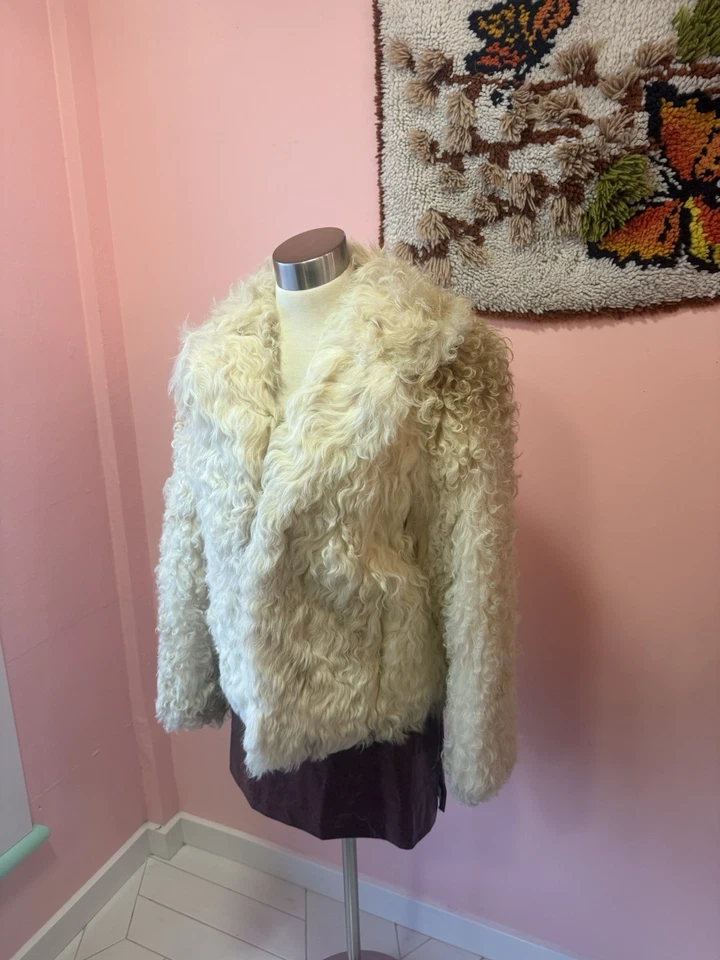 70s Curly Lamb Fur Cream Coat Fits L - Image 2 of 4