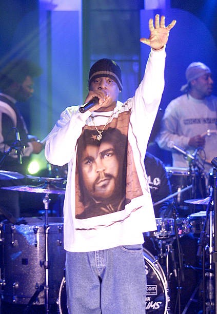Jay-Z performs with The Roots on 