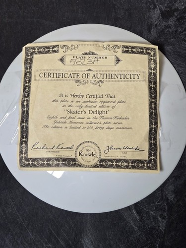 Thomas Kinkade Collector Plate SKATER'S DELIGHT Plate 5823A Eighth & Final Issue - Picture 2 of 4