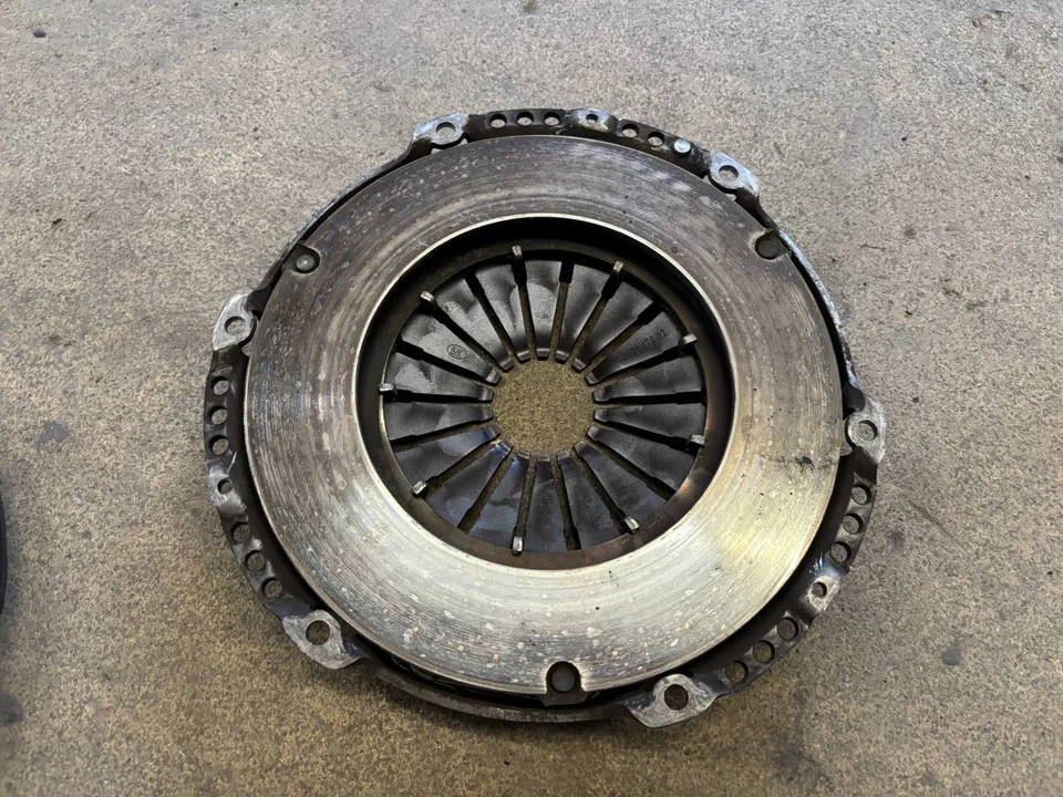 LUK Schwungscheibe AUDI S3 A3 8L TT 8N VW Golf 4 1.8T Schwungrad Kupplung - Bild 3 von 4