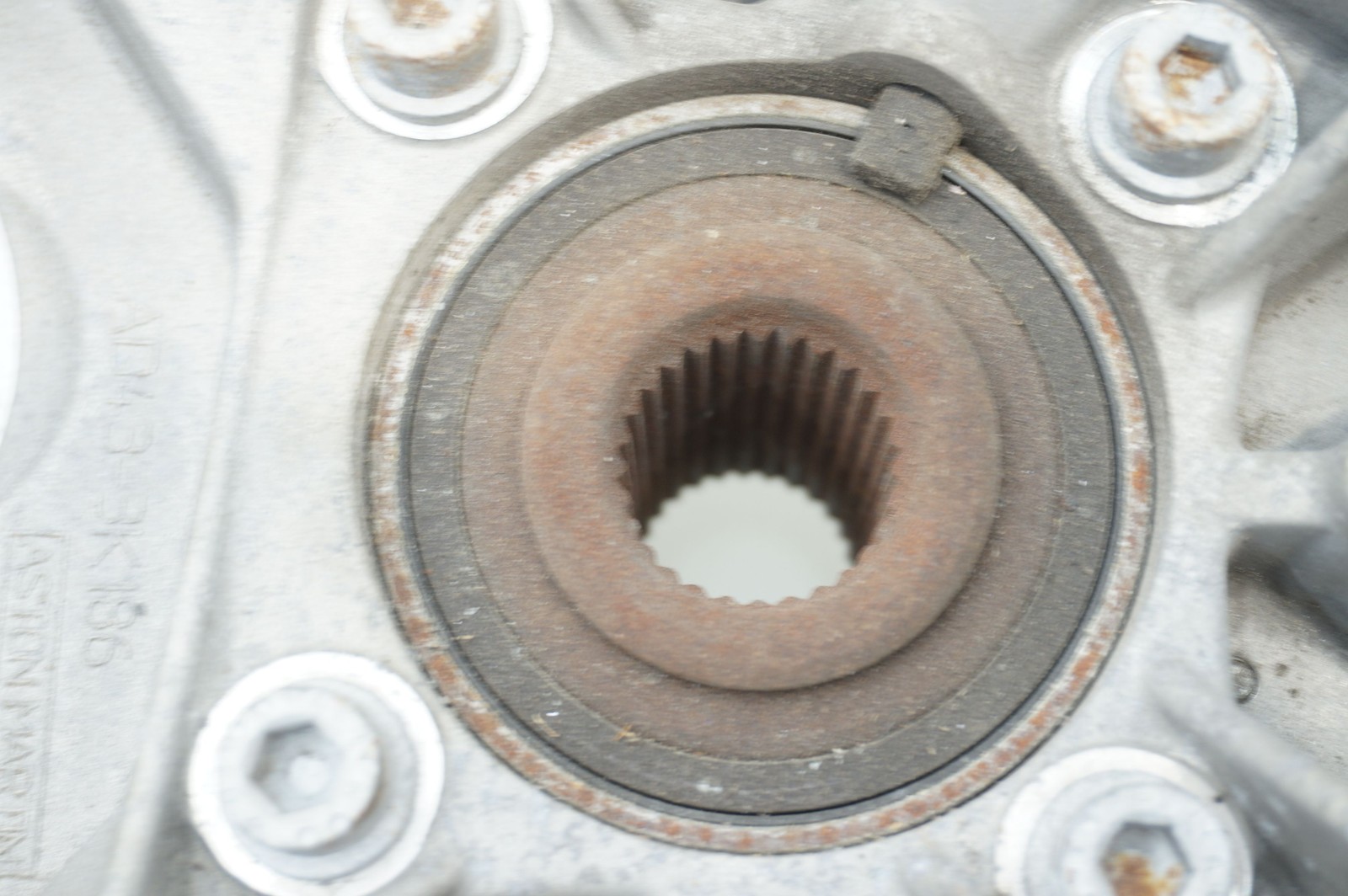 Aston Martin Vanquish 2012-2018 Front Right Wheel bearing P/N 8D333K186AC