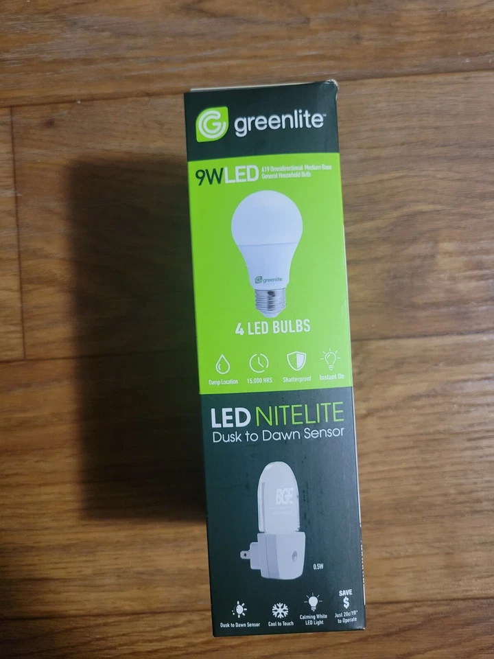 Selling ALL 3 Packs L.E.D. Light Bulbs 4-9w 8 + Nitelite Greenlite A19 60w - Image 3 of 4