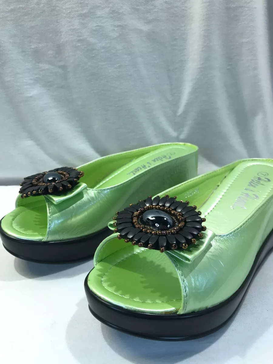 Green ladies hotsell pumps