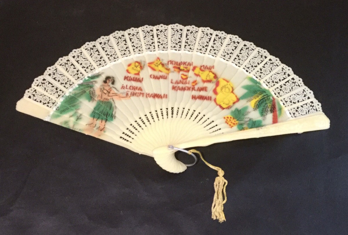 Vintage Hawaii Hawaiian Islands Celluloid Souvenir Hand Folding