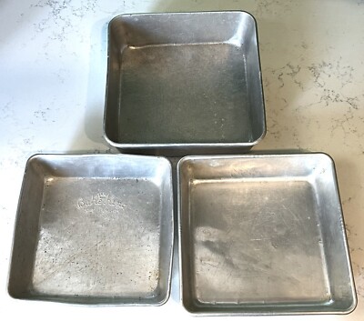3 Vtg Cake Baking Aluminum Pans: Bake KIng #828, Foley #610, Priscilla Ware 8.5''