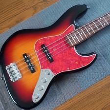 Squier Jazzbass Safe delivery from Japan