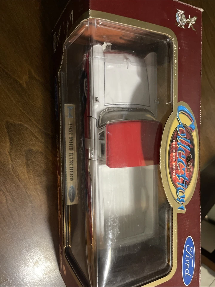 Ford Ranchero 1957 rojo y negro Road Legends escala 1 18 fundido a presión R2C usado en excelente estado Foto 4 de 4