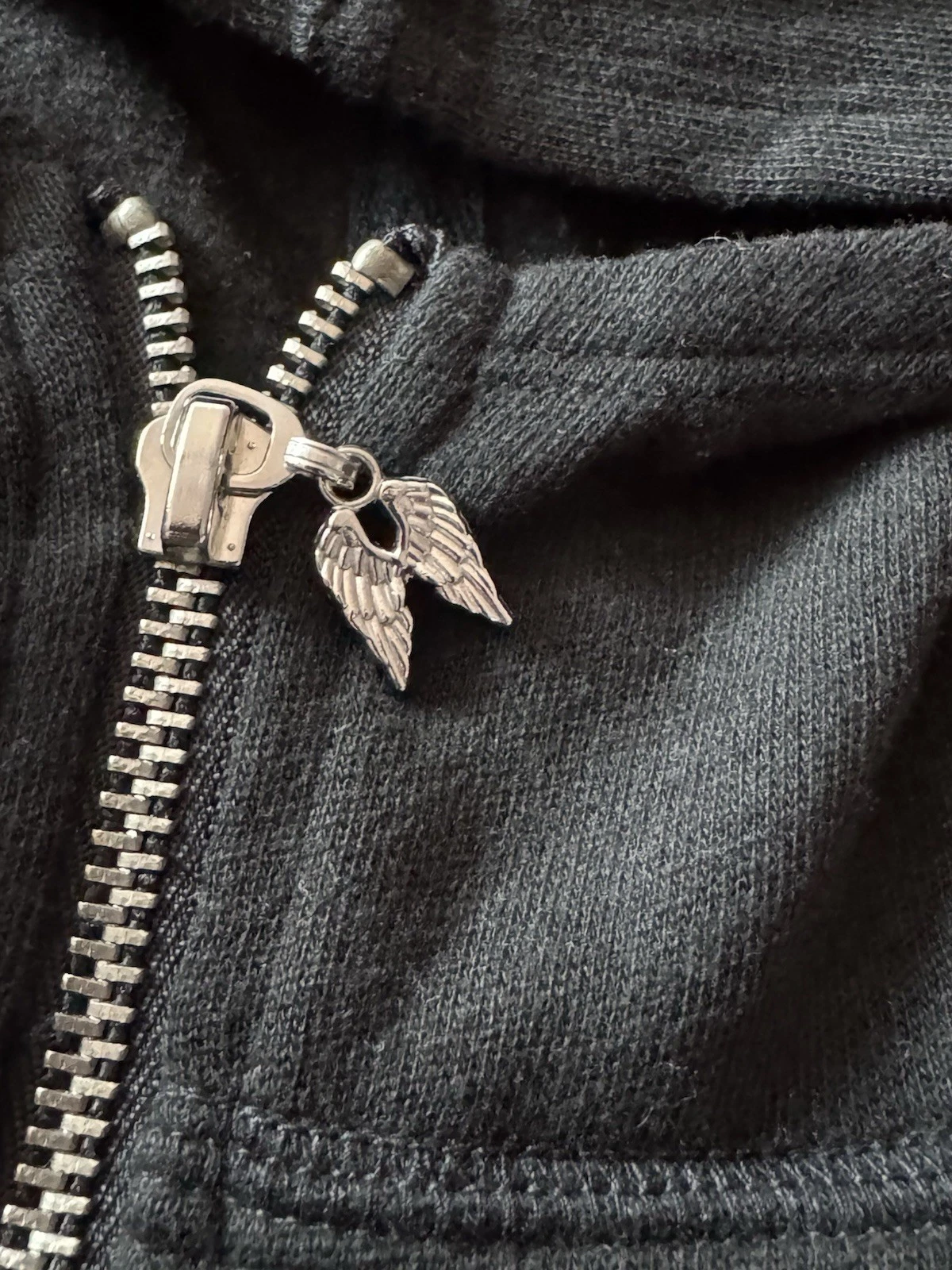 UNDERCOVER Felpa con cappuccio 232 Victoria's Secret fullzip Bling Angelwing Medium nera nuova con etichetta