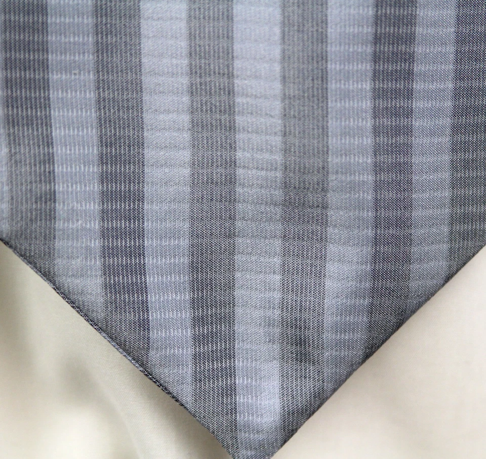 Corbata Camellucci para hombre corbata Ascot 100 % seda caja de regalo a rayas azul marino A243 Foto 4 de 4