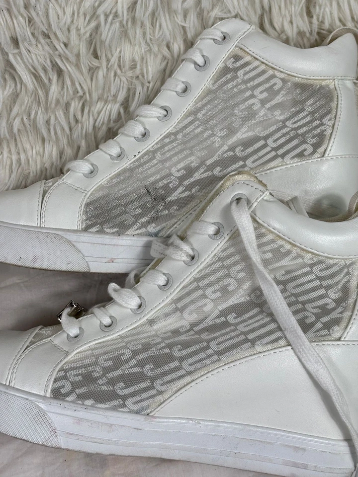 Juicy Couture Women's Jorgia Wedge Lace-Up Sneakers Size 7.5 White Gray - Image 3 of 4