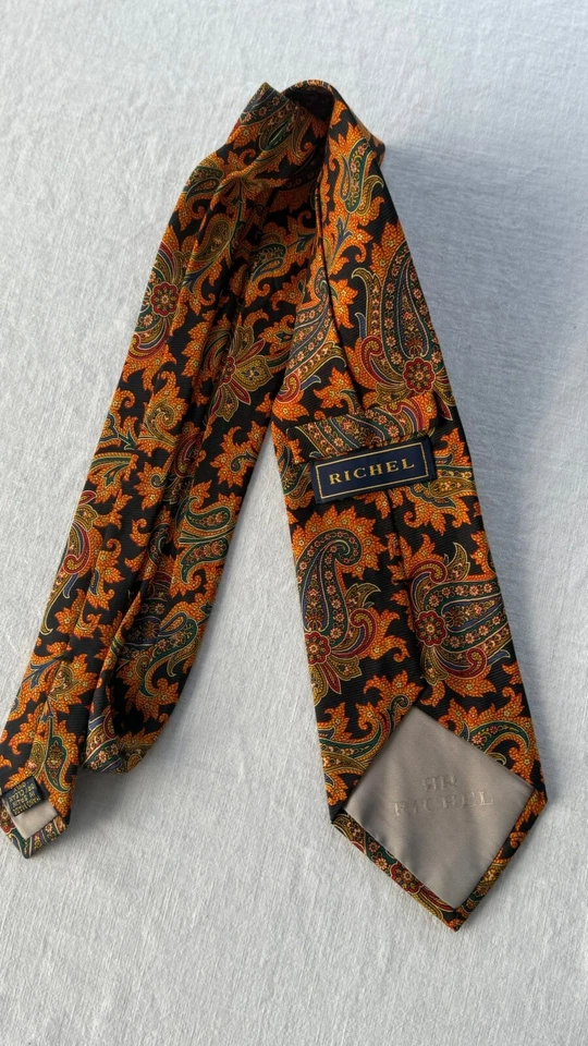 Gravata masculina de seda Richel preta e laranja estampa paisley vívida Espanha - Imagem 4 de 4