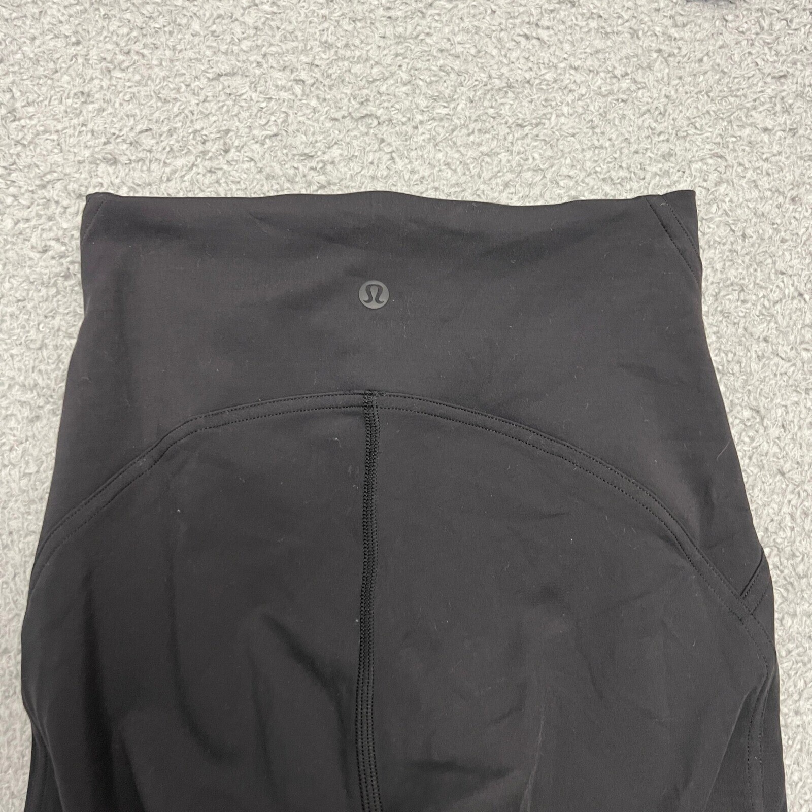 Lululemon Womens Black Yoga Leggings for Workout Gym Casual Wear