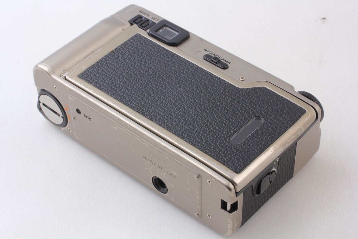 Near Mint* Nikon 35Ti Point&Shoot Film Camera Nikkor 35mm F2 Near Mint* Nikon 35Ti Point&Shoot Film Camera Nikkor 35mm F2