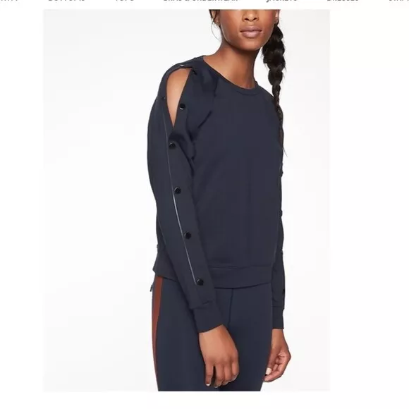 ATHLETA Snappy Crewneck Sweatshirt Size S Black EUC Travel