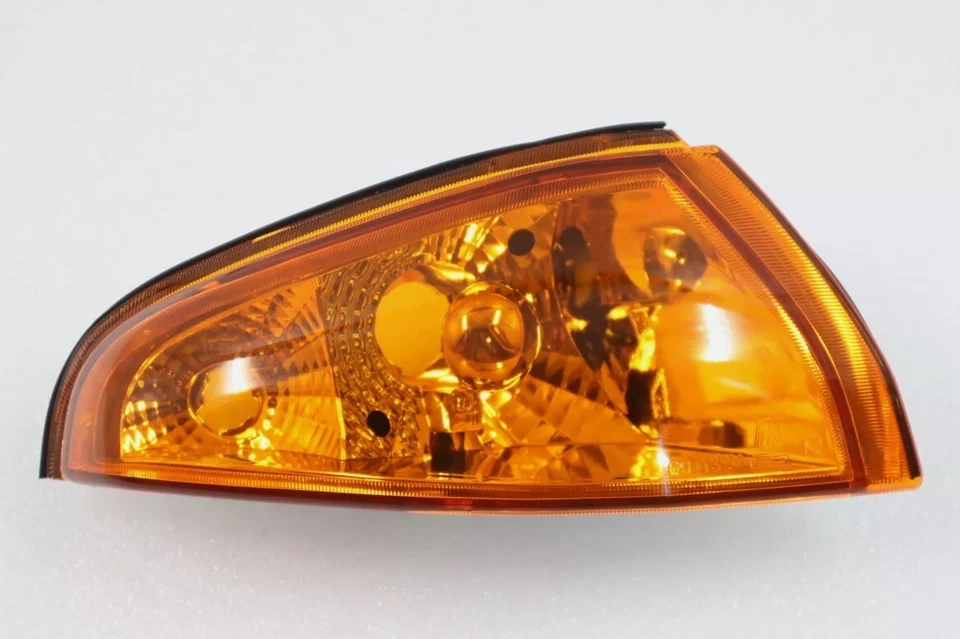 Amber Corner Indicator Signal Light for 1989-1994 Nissan Skyline R32 GTST - Image 3 of 4