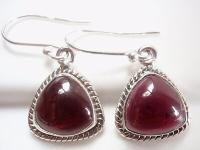 Granat Dreiecke mit weichen Ecken 925 Sterling Silber Ohrhänger 
