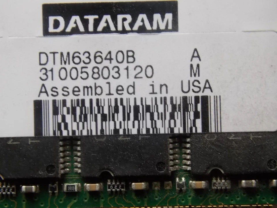 Memoria DIMM Dataram DTM63640B 512 MB (256 X 2) PC2100 DDR-266 MHz ECC 184 pines Foto 2 de 2