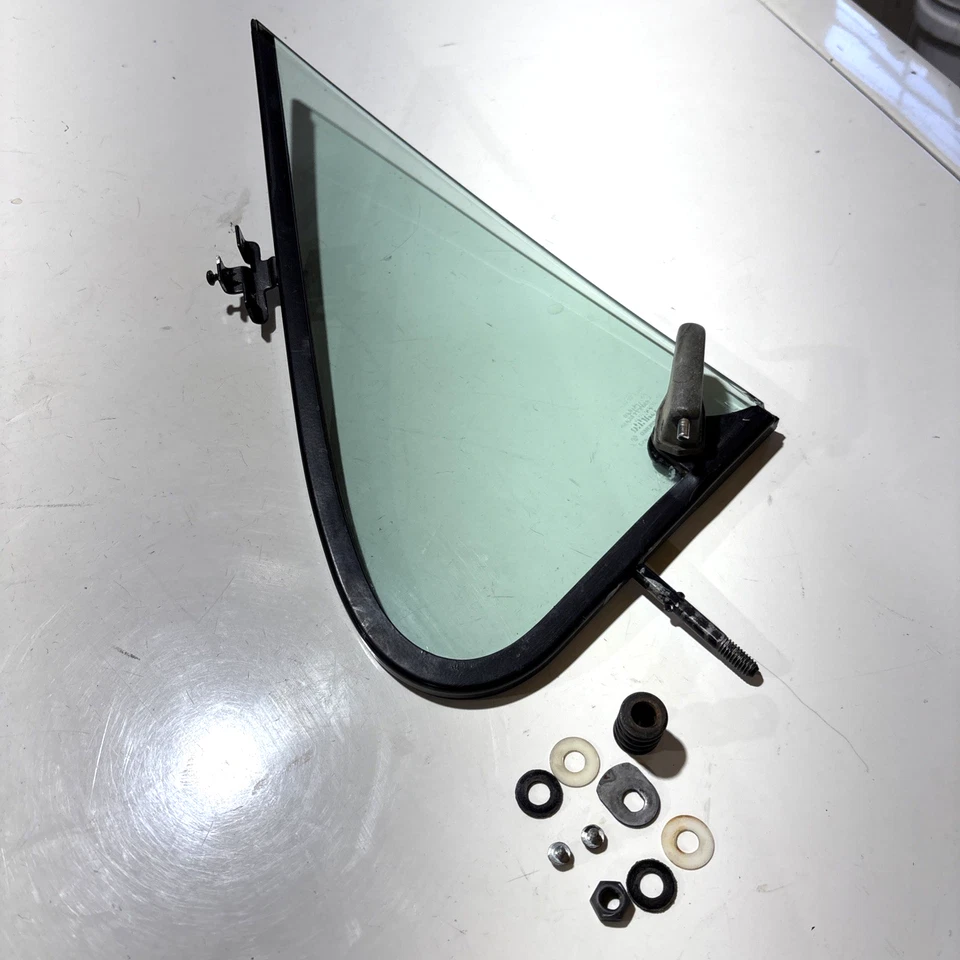 Ford Econoline 1975-1991 ventilación vidrio derecha (lado del pasajero) ventana ala Foto 2 de 4