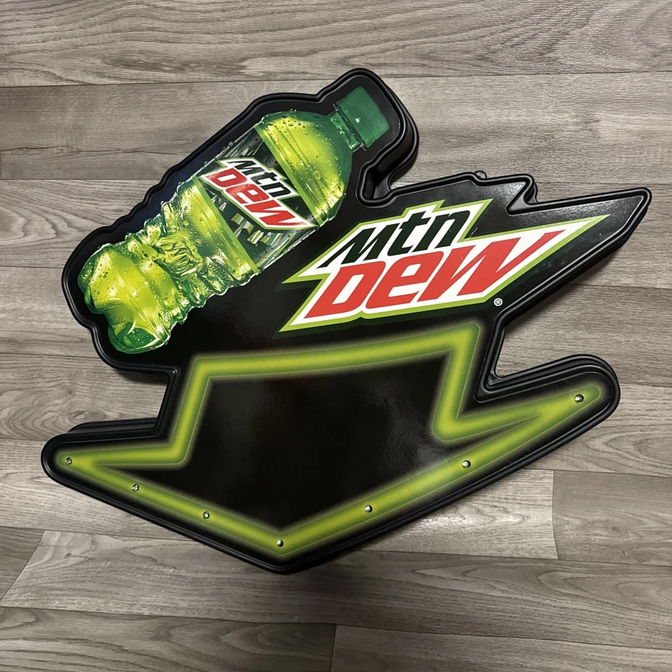 Mountain Dew Y2K 22” Light-Up Store Display LED Wall Hanging Sign Arrow Flashing - Image 2 of 4