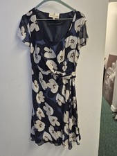 Fenn Wright Manson 100% Silk Floral Print Floaty Dress  in Size 14 CHARITY SALE
