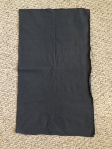 Gaiam Yoga Hand Towel  25.5x14.5 Solid Gray GUC - Afbeelding 1 van 1