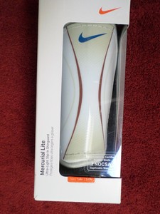 nike mercurial lite shin guards