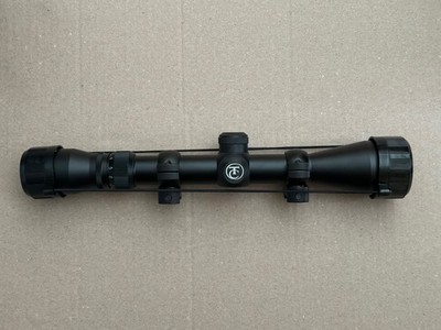 Thompson Center 3-9x40 Rifle Scope with rings & scope covers (THOs)