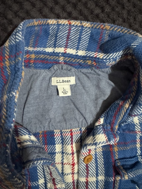 Heavy Llbean Women's Work Flannel With Front Pockets- See Pictures large petite