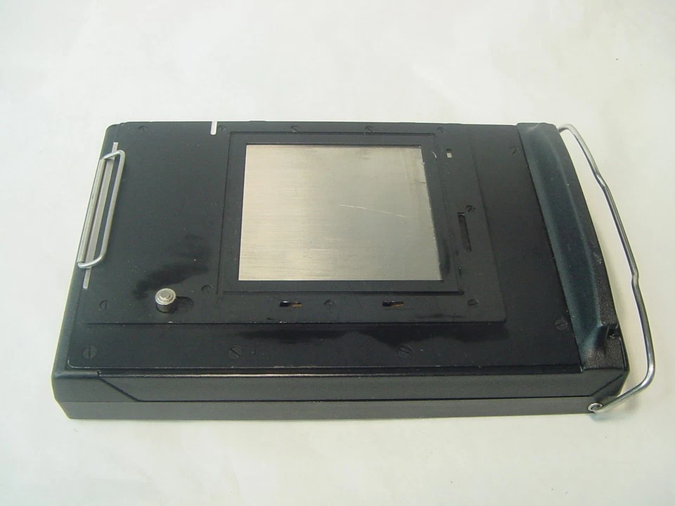 POLAROID 100 HASSELBLAD FILM BACK MAGAZINE HOLDER - Image 3 of 3