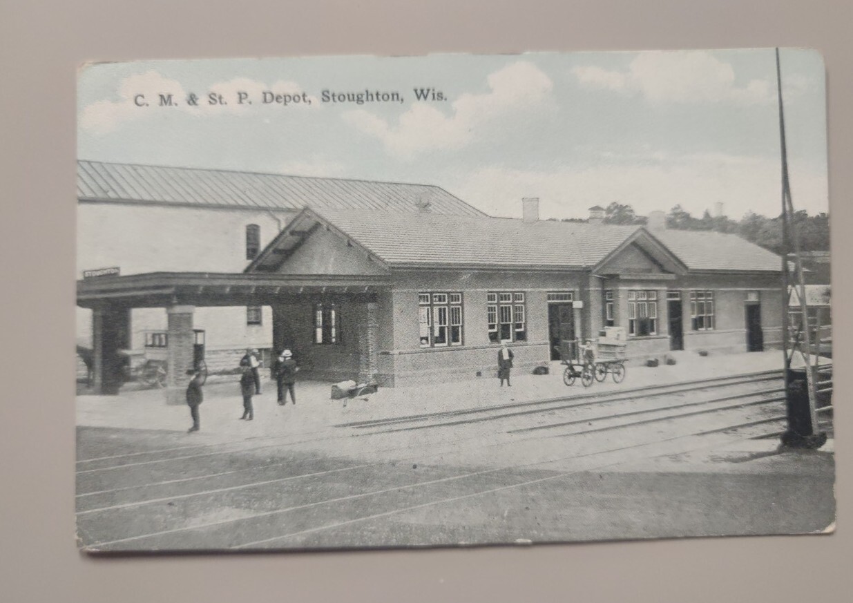 C.M. & St. P. Depot Stoughton Wisconsin Postcard Train Depot eBay