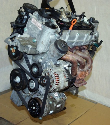 Motor Volkswagen 1.6 FSI BLP Golf Touran Audi A3 ca. 79000Km Unkomplett