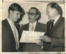 1968 Press Photo Leukemia Society of America awarding ceremony at the Jung Hotel