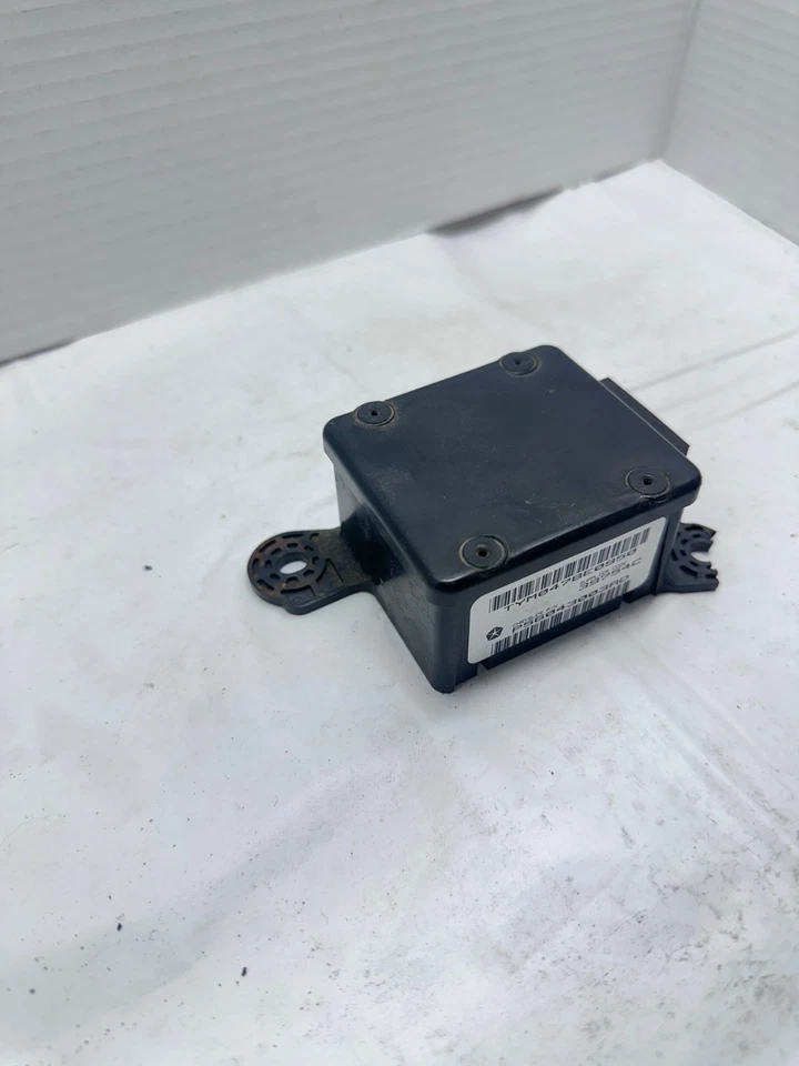 1998 1999 2000 2001 Dodge Durango/ Ram 1500 Seat Belt Module P56043003AD *READ - Image 3 of 4