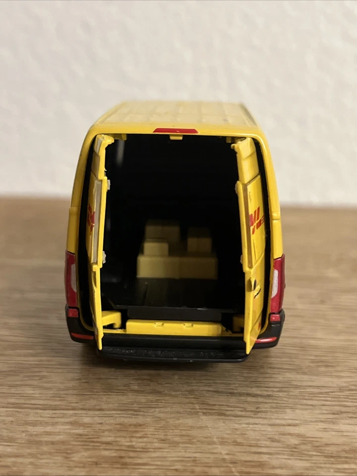 Mercedes Benz Sprinter DHL Delivery Truck Scale 1/48 Diecast Kinsmart Toy KT5426 - Image 4 of 4