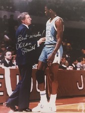 DEAN SMITH NORTH CAROLINA TAR HEELS SIGNED AUTOGRAPHED 8X10 W/ MICHAEL JORDAN #4