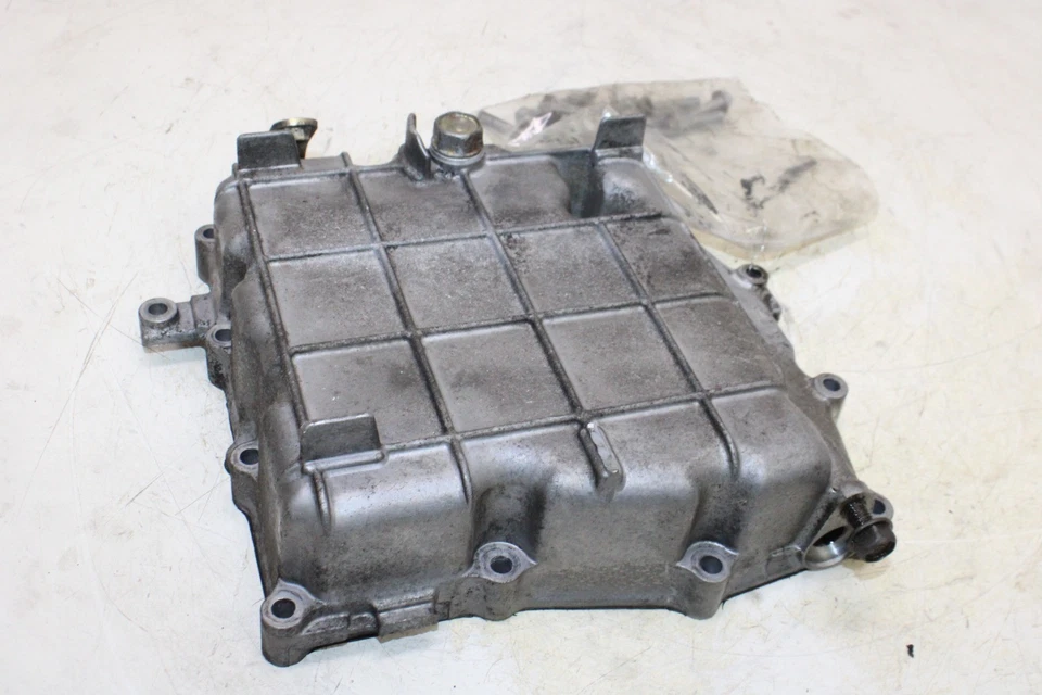 98-09 HONDA INTERCEPTOR 800 VFR800A ABS OEM MOTOR FONDO CÁRTER DE ACEITE CUBIERTA Foto 3 de 4