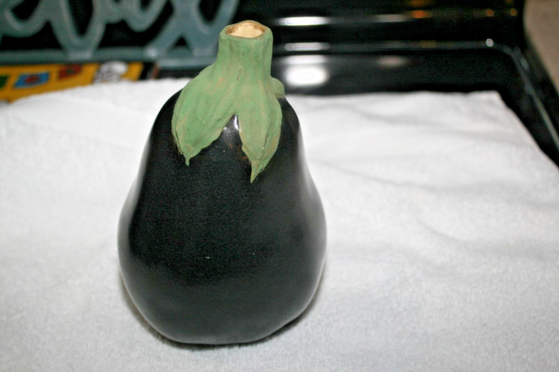 1999 Patricia Garret Eggplant 6.5" Vegetable Pottery