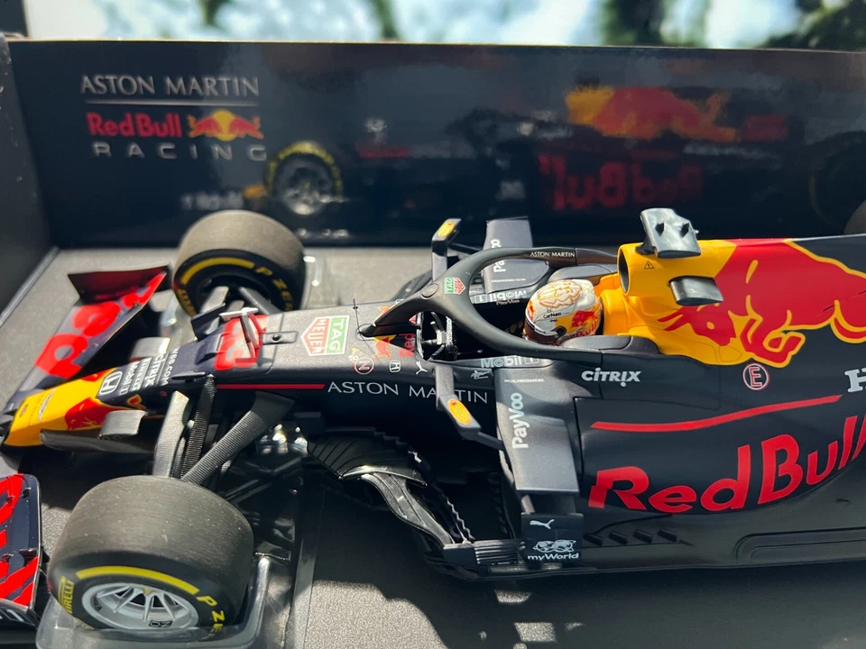 M .VERSTAPPEN Winner 70 ANNIVERSARY GP 2020-Minichamps 1:18 pcs 354 - Bild 3 von 4
