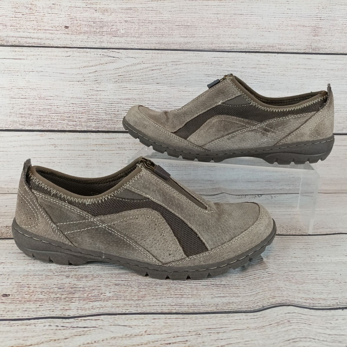 Scholl's Womens Heroic Comfort Shoes Size Cream Brown