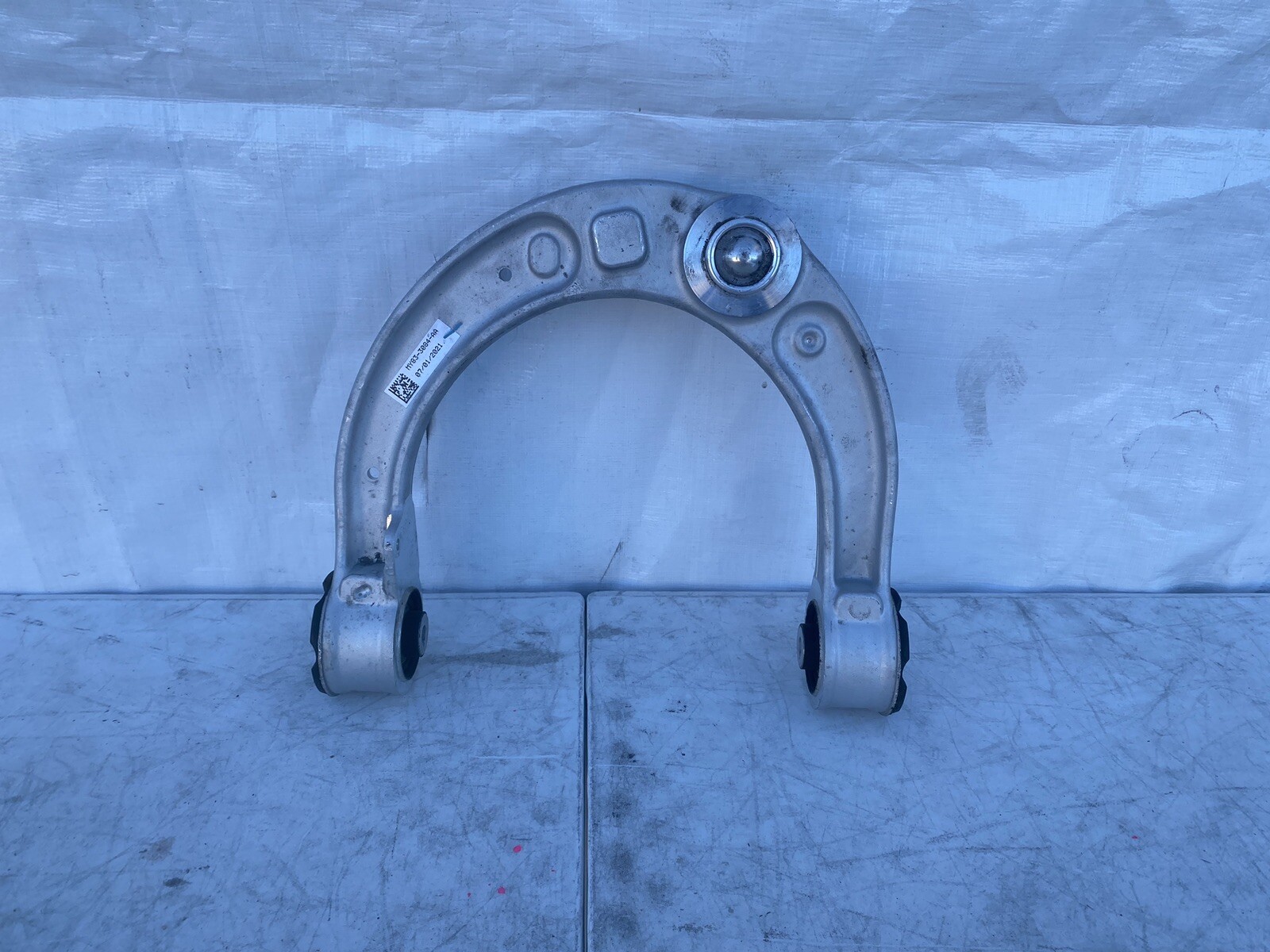 2020 - 2022 aston martin dbx left upper control arm