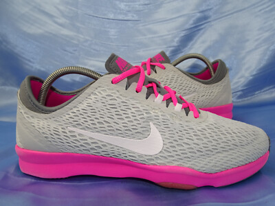 NEUW. NIKE ZOOM FIT SNEAKER GR 40 SCHUHE FREE RUN PEGASUS REPEL VOMERO ROSHE  N5