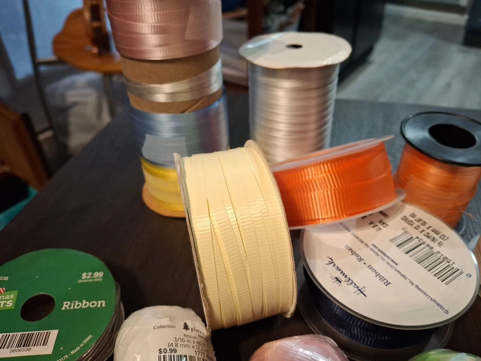 Lot of Curling Ribbon Rolls.  New Old Stock Hallmark & More - Image 4 of 4