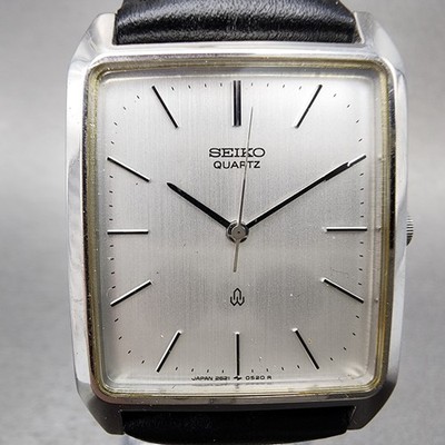 Seiko Tank Watch Men 28mm Silver Dial Silver Tone Rectangle 2621