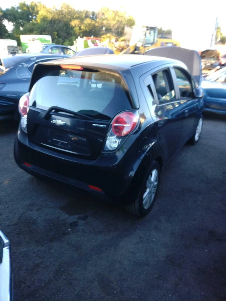 2015 Chevrolet Spark Rack and Pinion Assembly OEM Black 123K Miles Foto 2 de 4